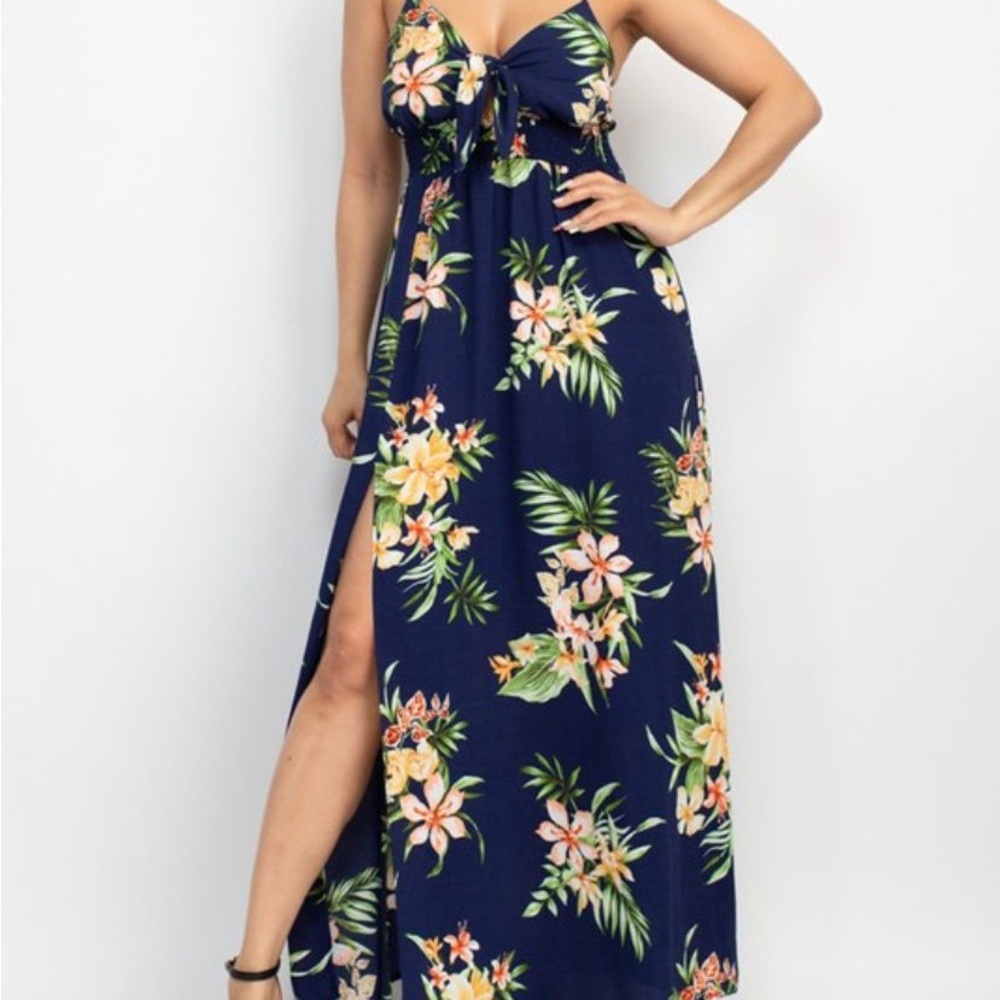 Blue Sleeveless Sweetheart Maxi Sundress